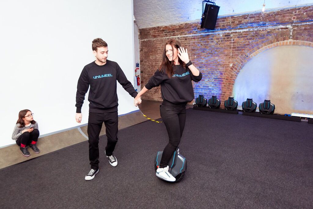 Обучение езде на моноколесе UniWheel