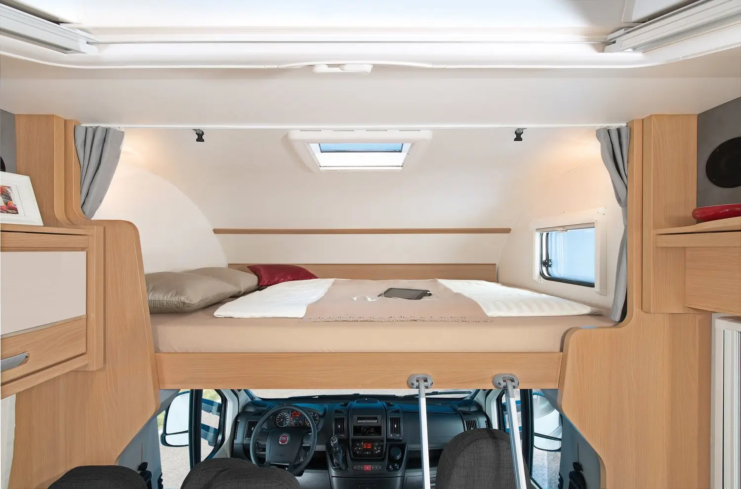 Спальное место в алькове