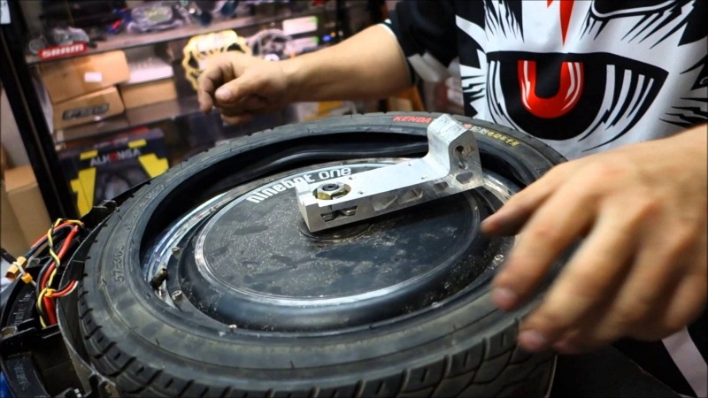 Стойки моноколеса