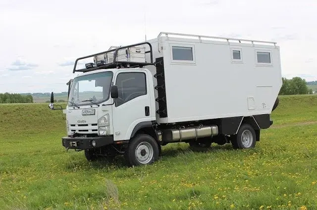 Автодом ISUZU ELF 4x4