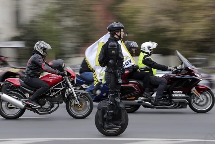 Минтранс разработал регламент езды на моноколесах