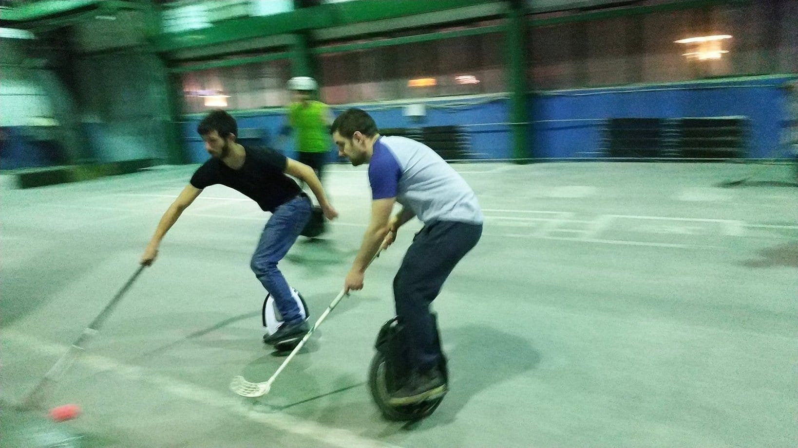 Моноколесный хоккей