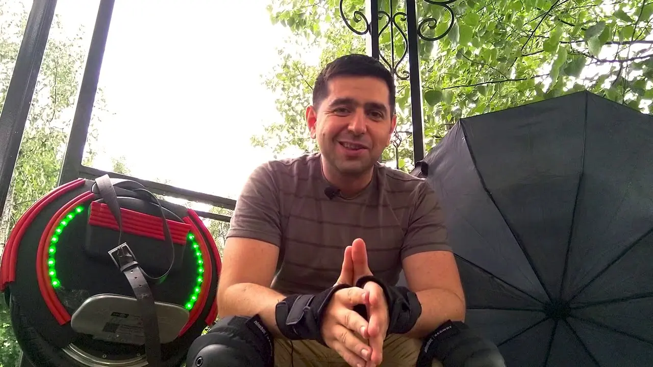 Моноколесо в дождь