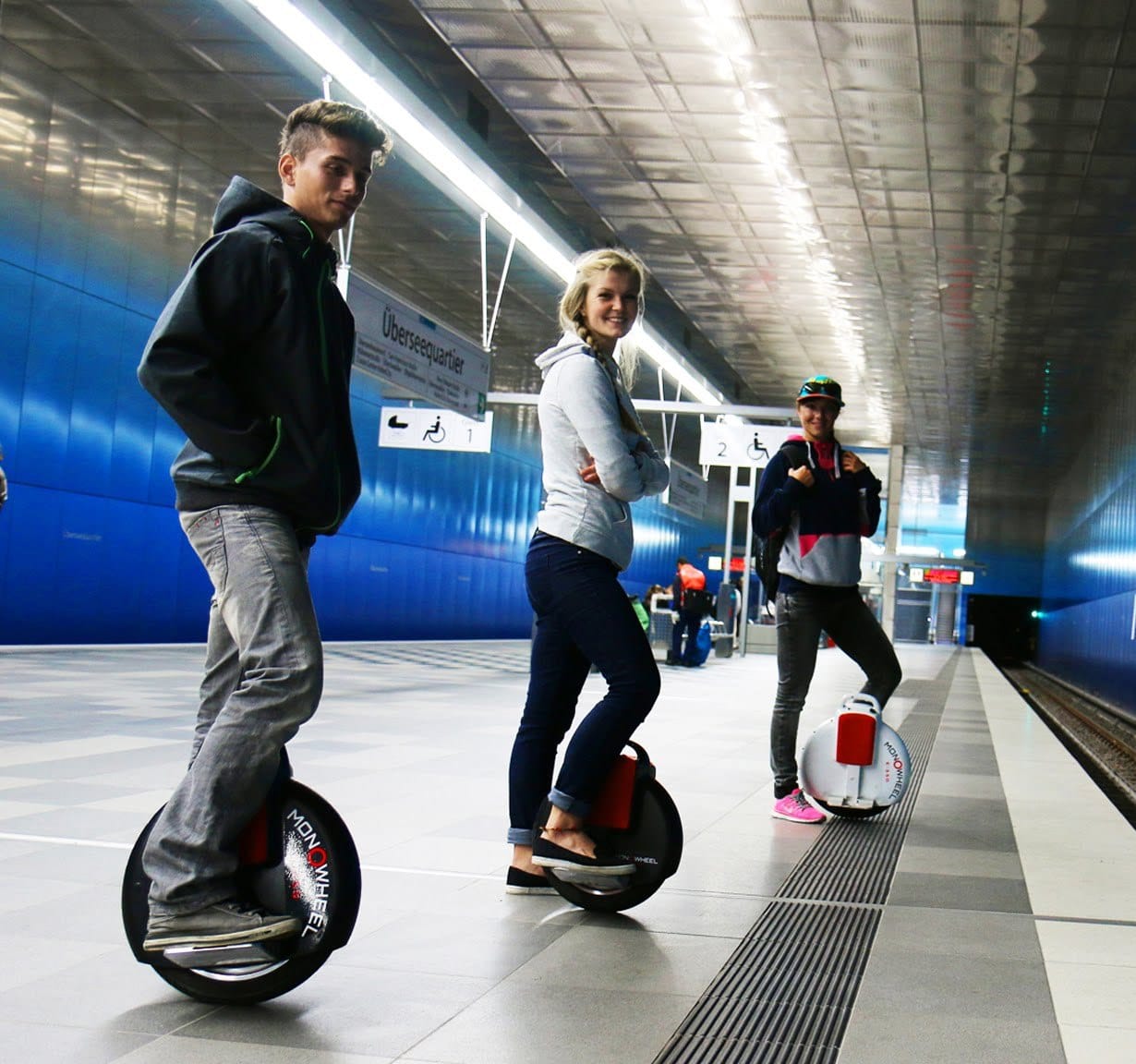 Моноколесо в метро