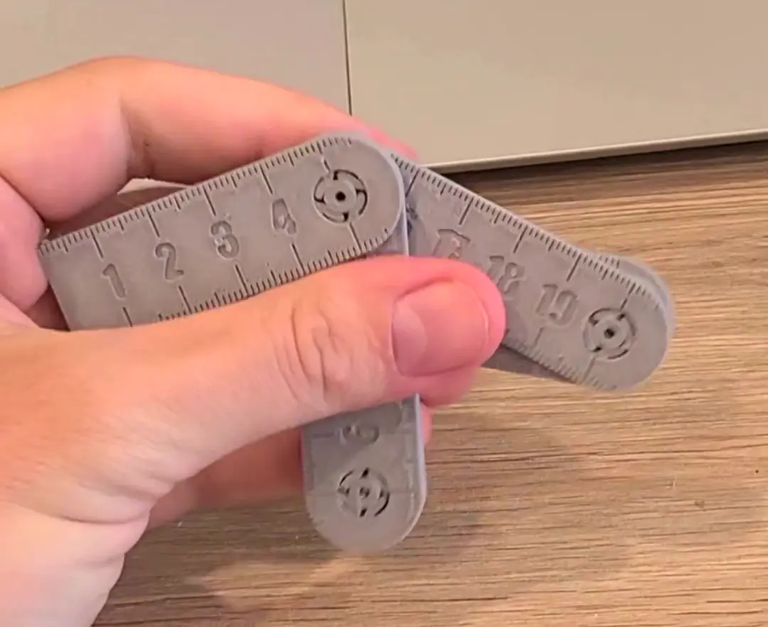 Складная мини линейка длиной 30 см