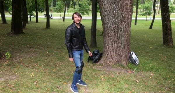 Как падать на моноколесе